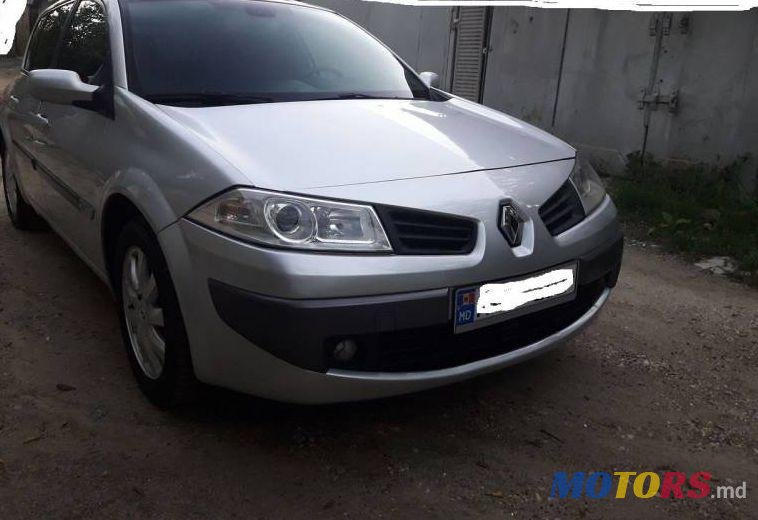2006' Renault Grand Scenic photo #2