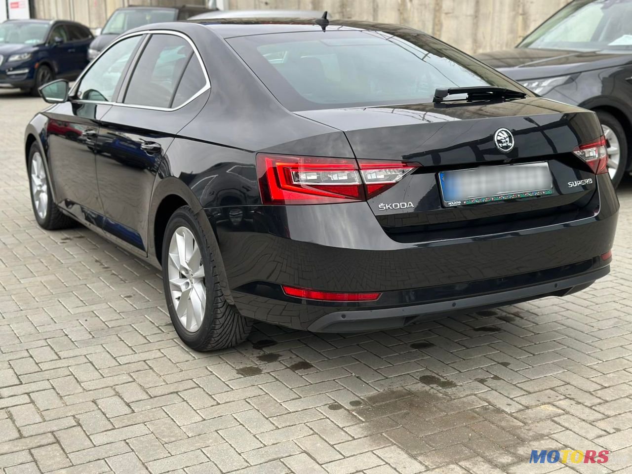 2016' Skoda Superb photo #4