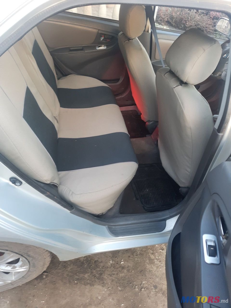 2008' Toyota photo #6