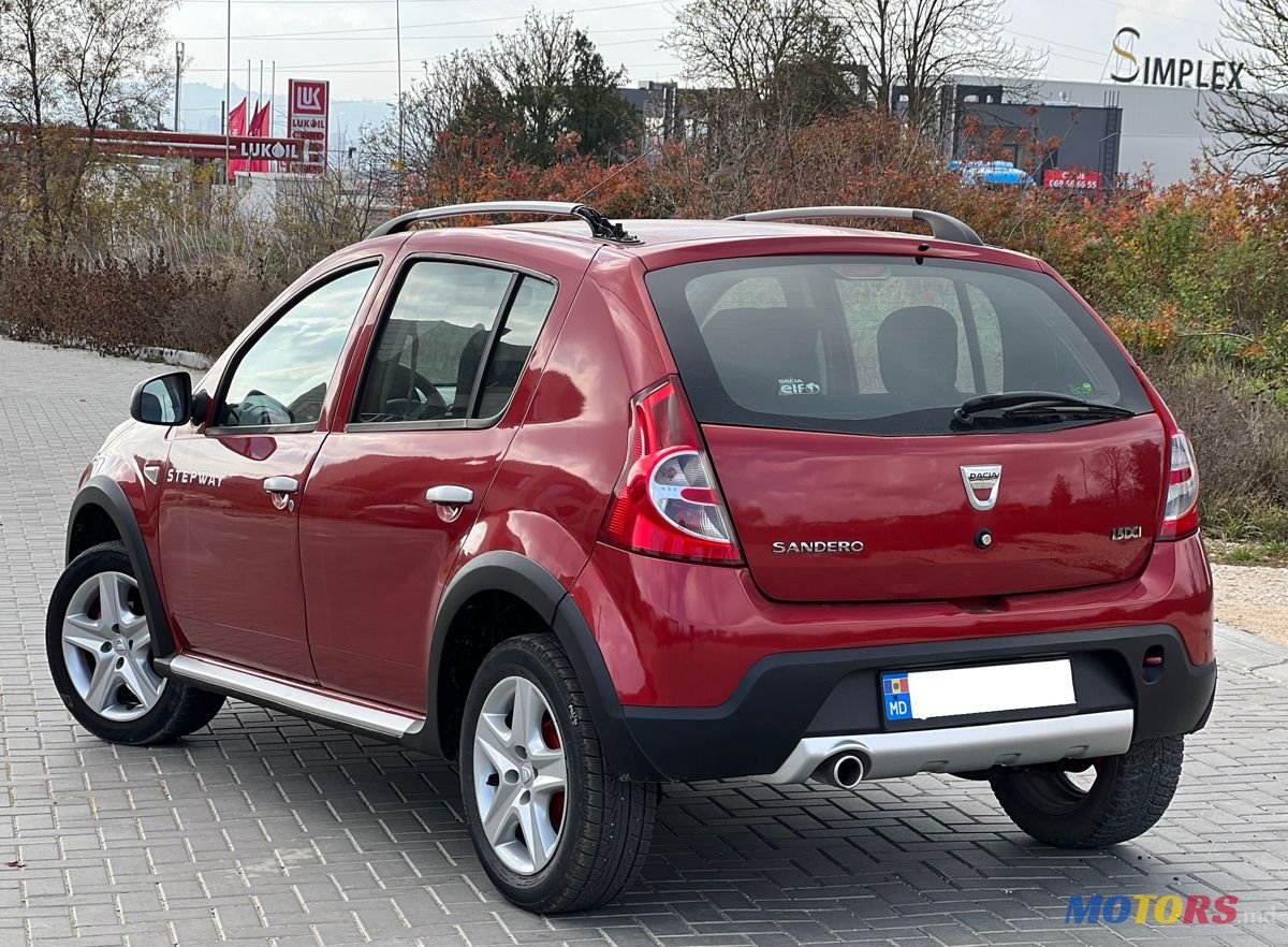 2011' Dacia Sandero Stepway photo #5