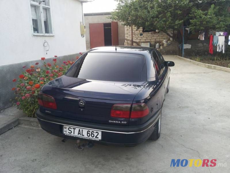 1995' Opel Omega photo #3