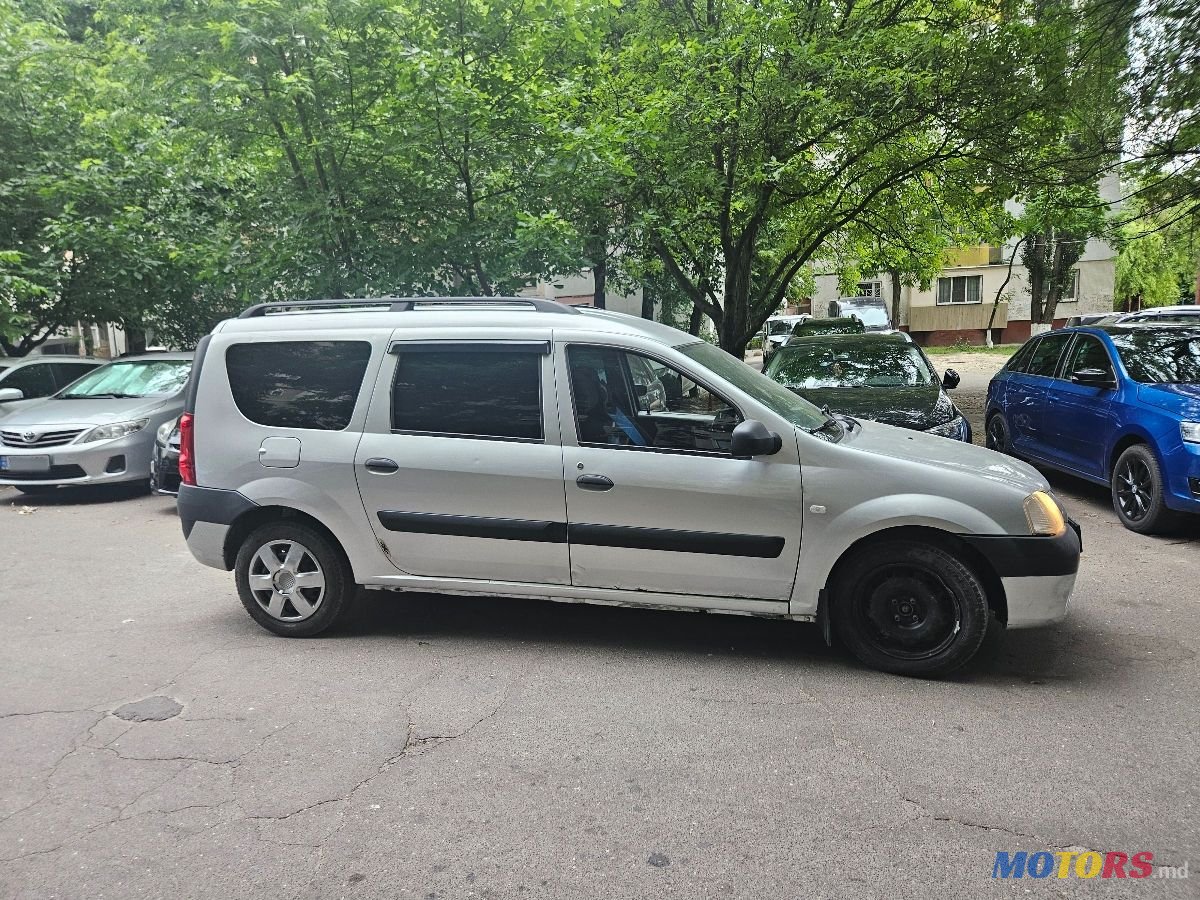 2007' Dacia Logan photo #4