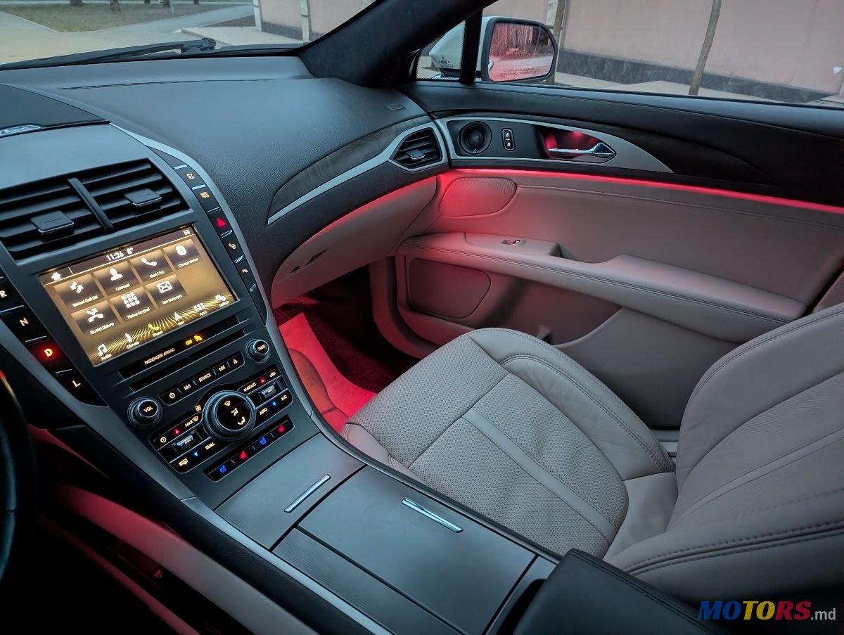 2018' Lincoln MKZ photo #5