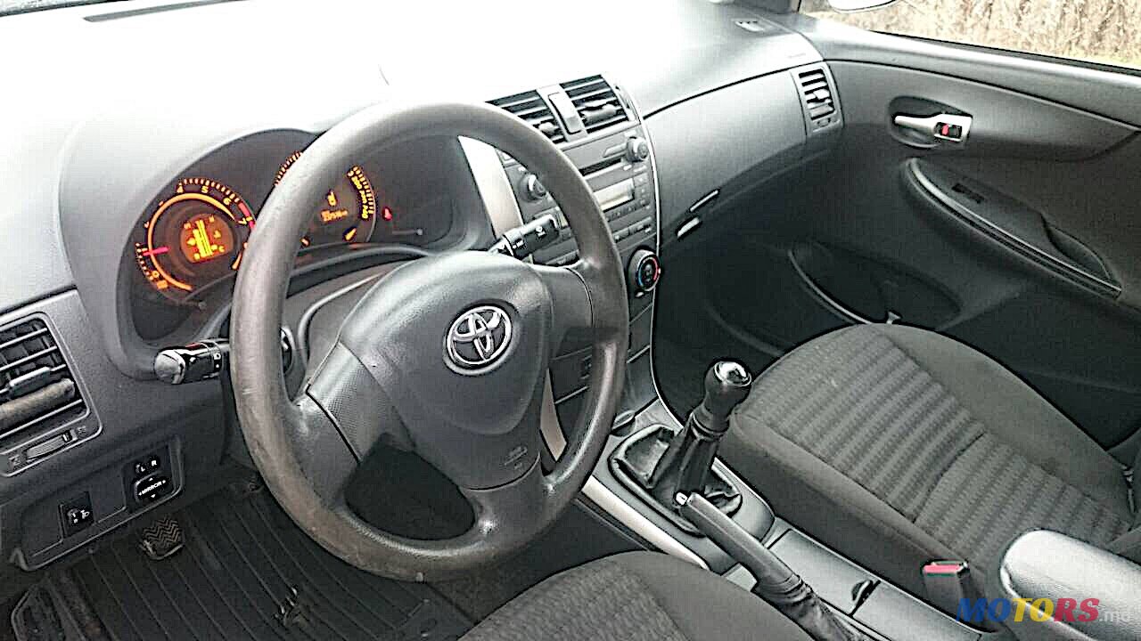 2008' Toyota Corolla photo #6