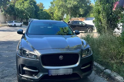 2017' Jaguar F-Pace