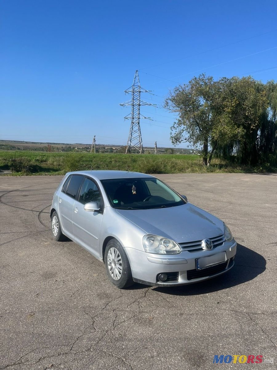 2007' Volkswagen Golf photo #1