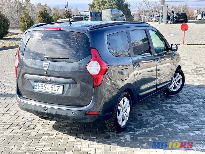 2012' Dacia Lodgy photo #3