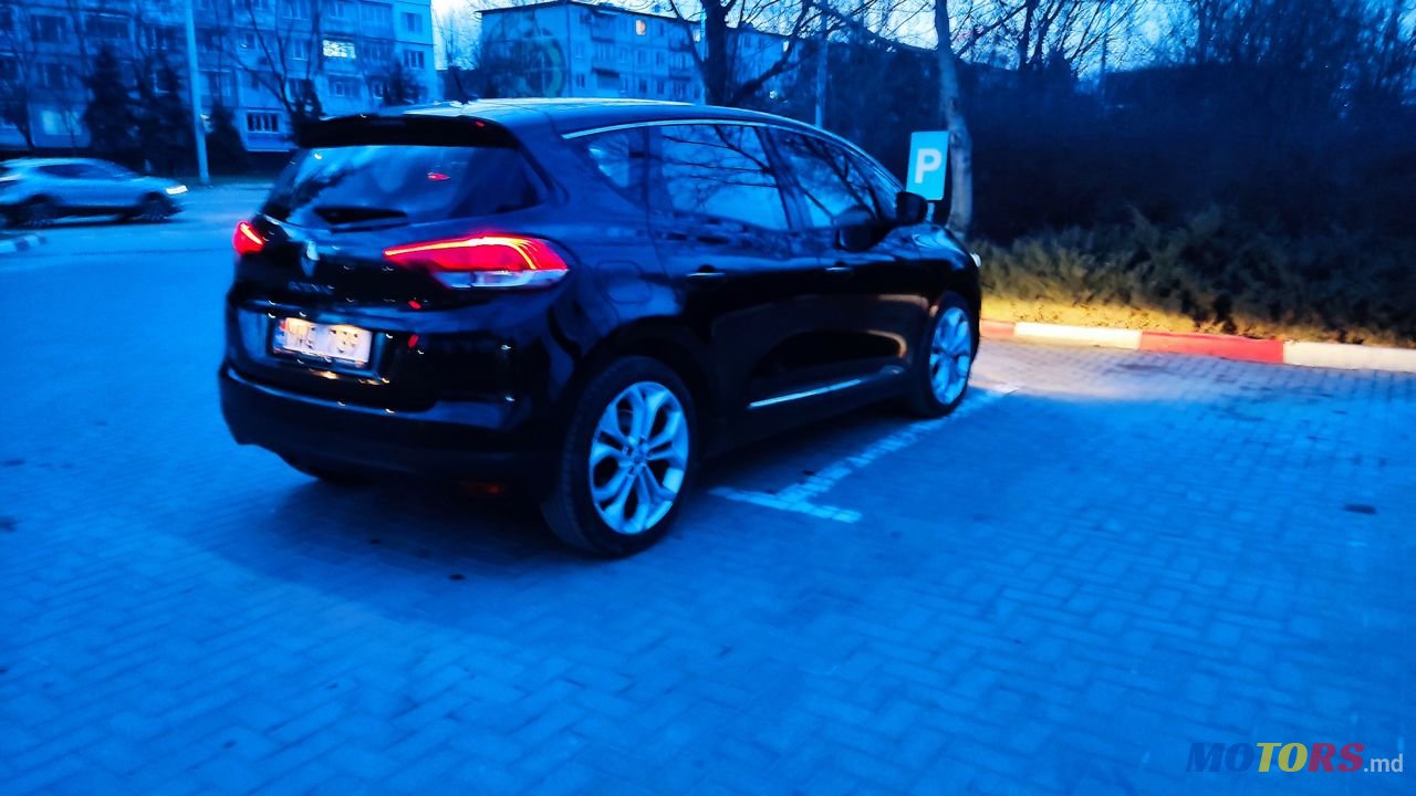2017' Renault Scenic photo #2