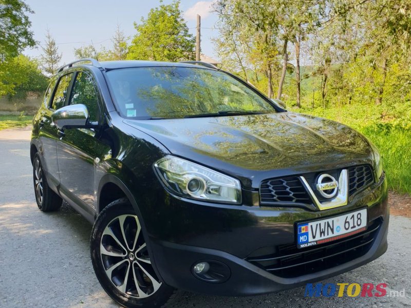 2013' Nissan Qashqai photo #2