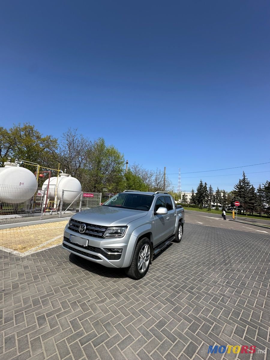 2016' Volkswagen Amarok photo #5