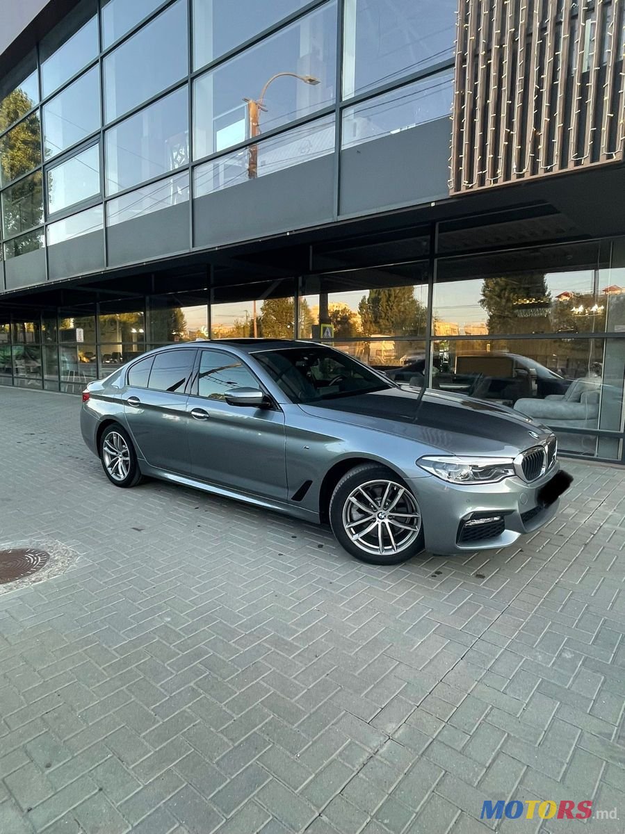 2017' BMW 5 Series photo #2
