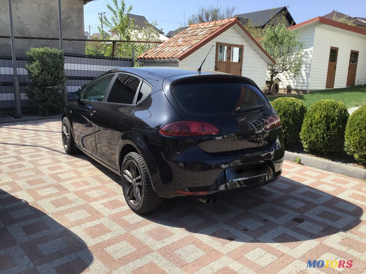 2009' SEAT Leon photo #2