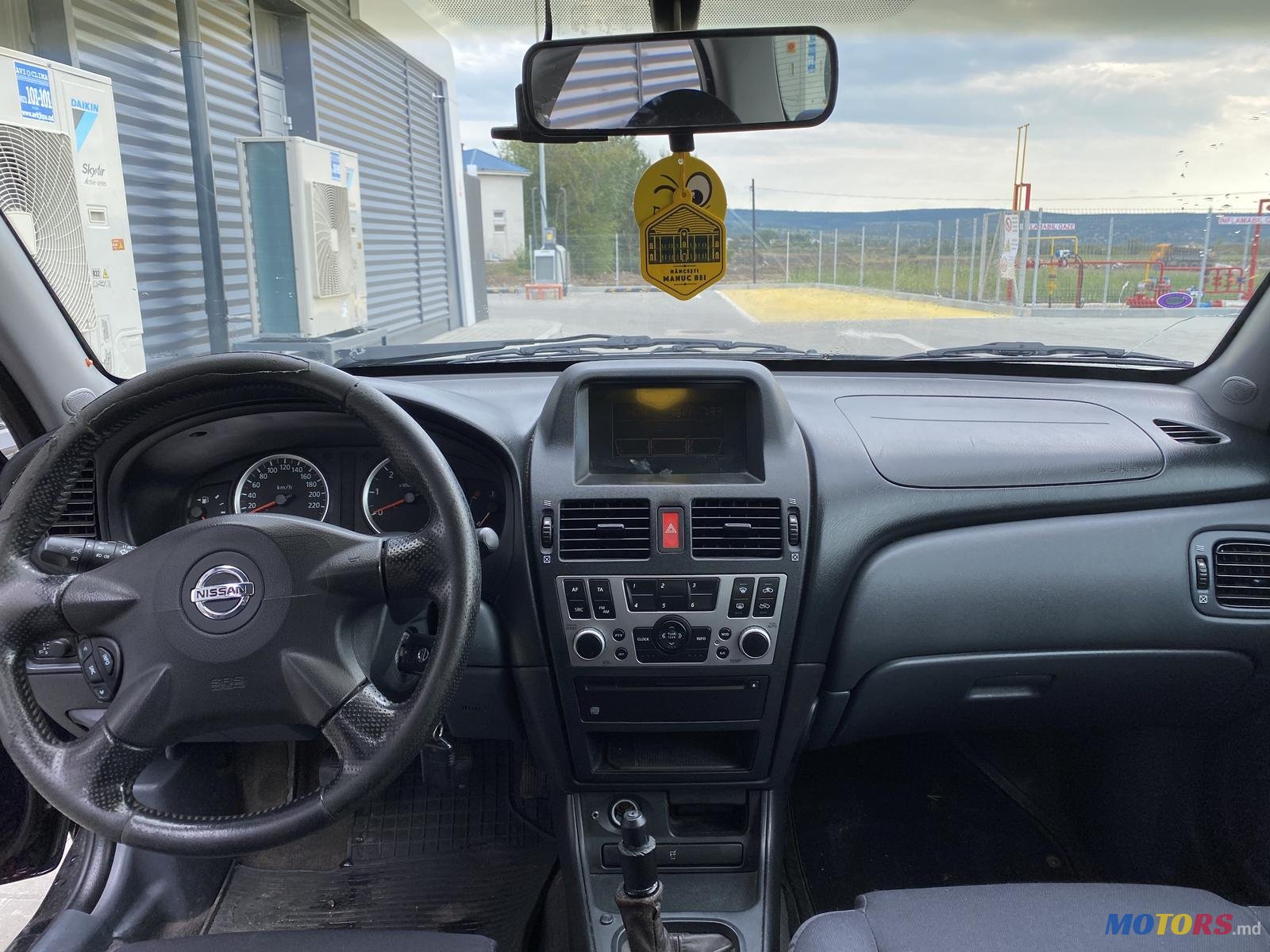 2005' Nissan Almera photo #5