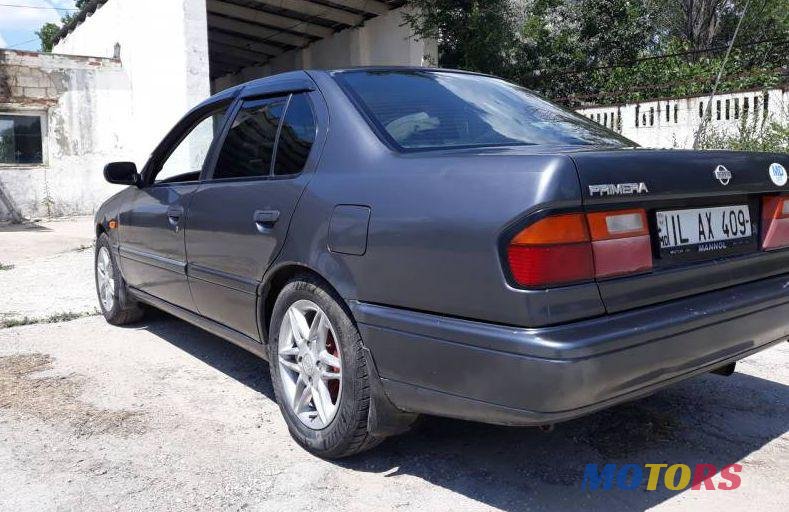 1993' Nissan Primera photo #1