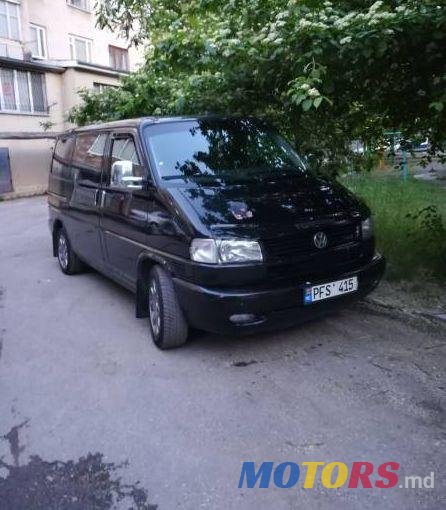 2001' Volkswagen Transporter photo #2