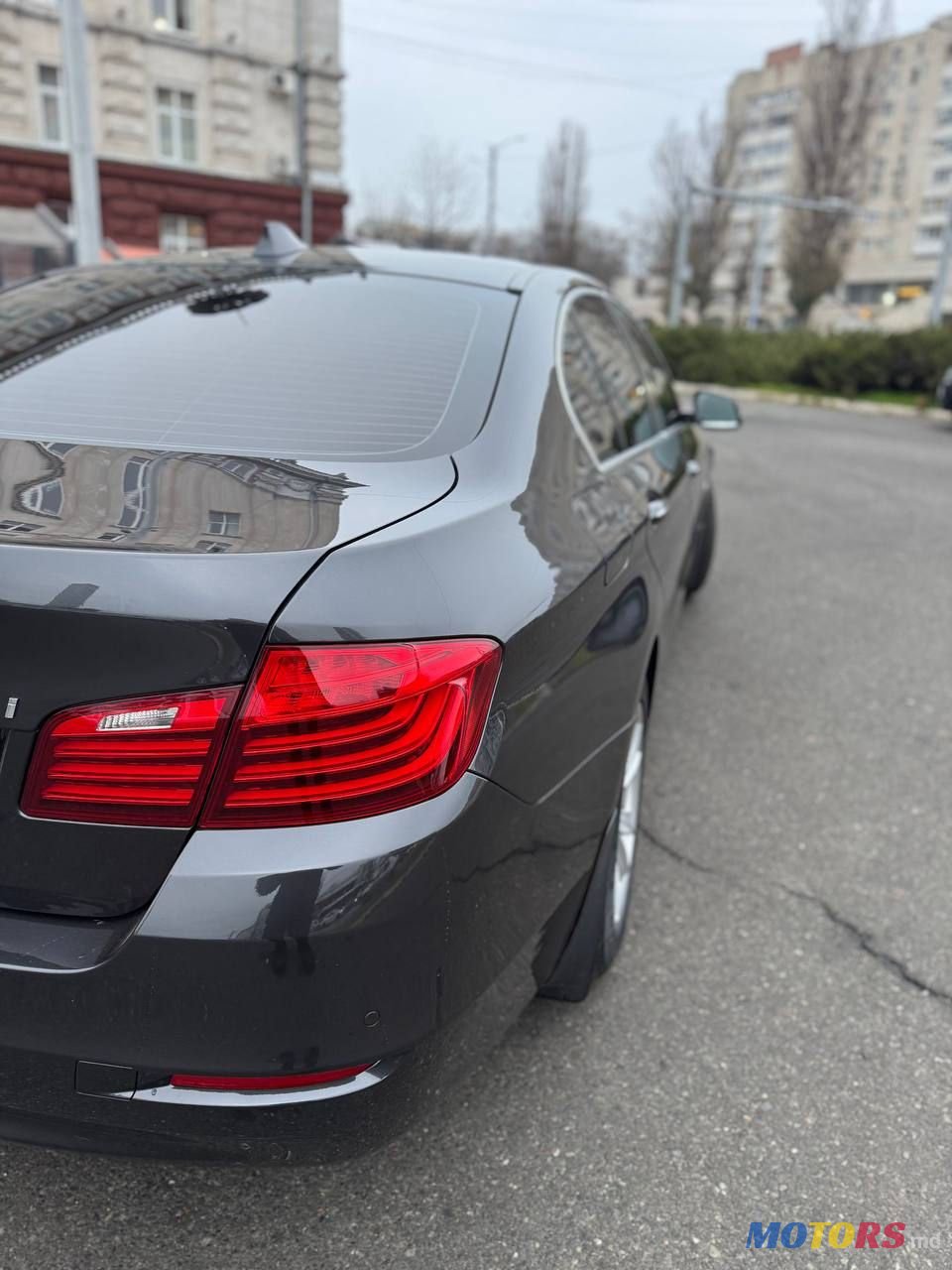 2016' BMW 5 Series photo #4
