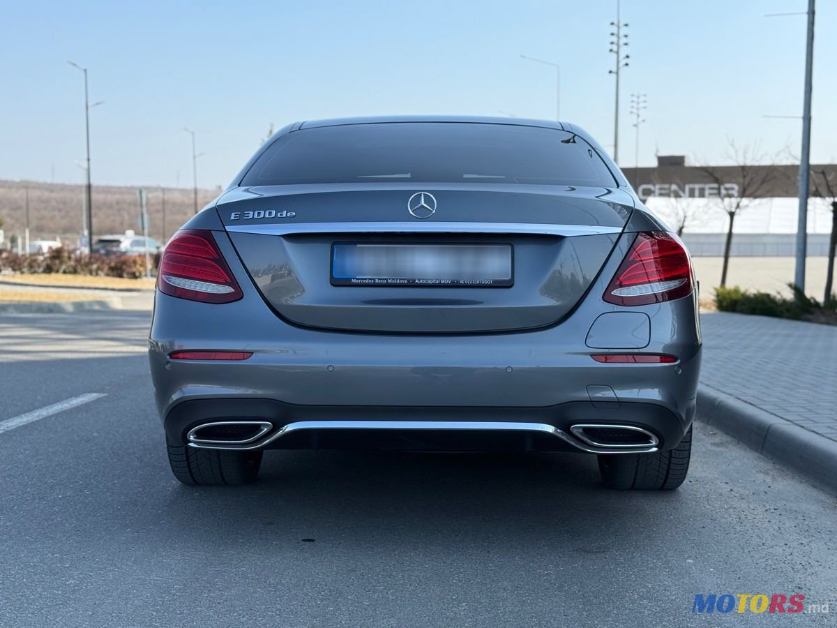 2019' Mercedes-Benz E-Class photo #6