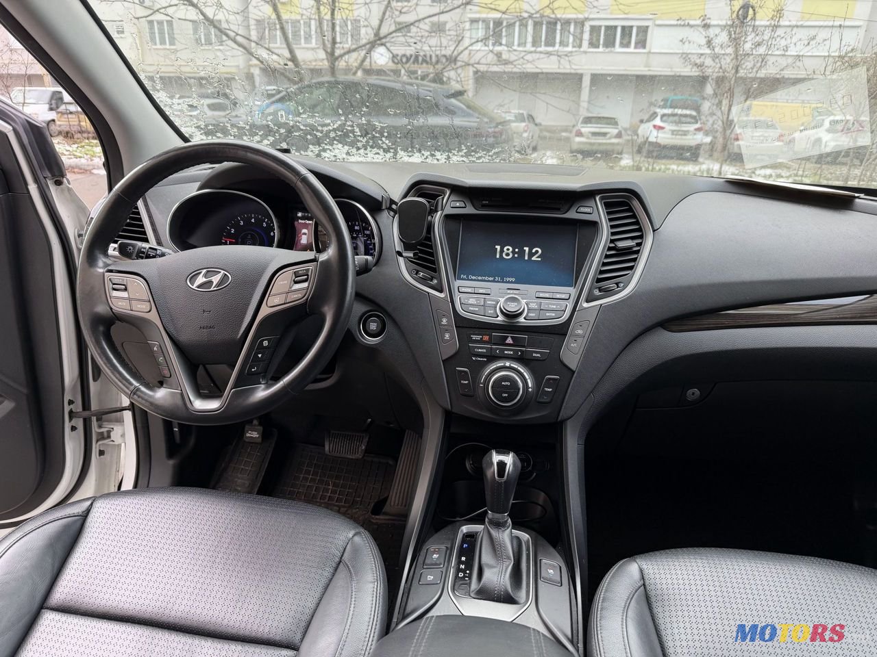 2015' Hyundai Santa Fe photo #4