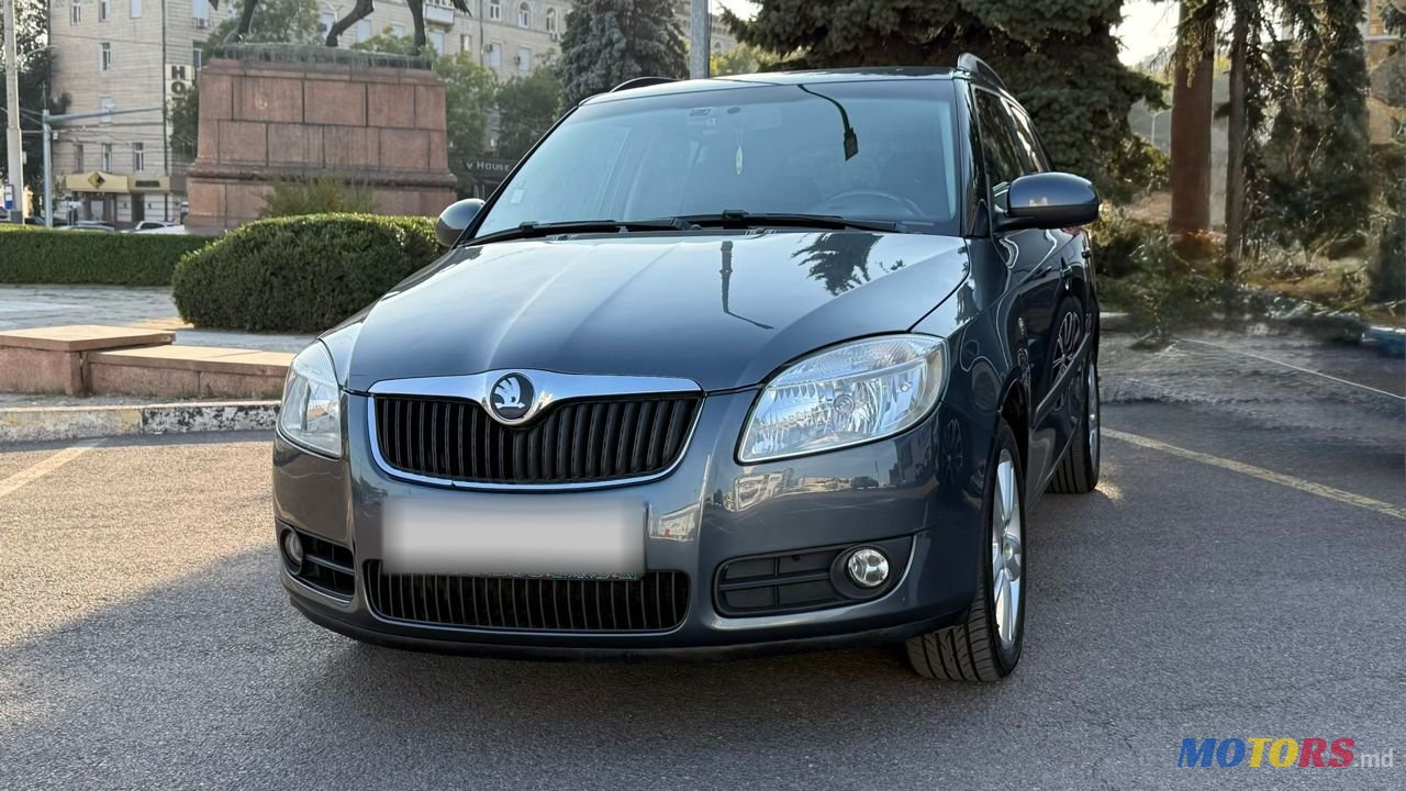2010' Skoda Fabia photo #6