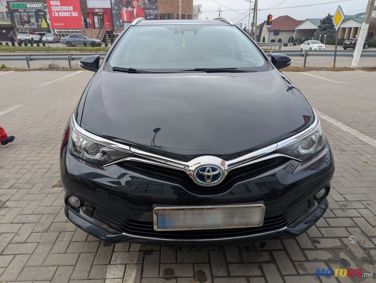 2016' Toyota Auris photo #5