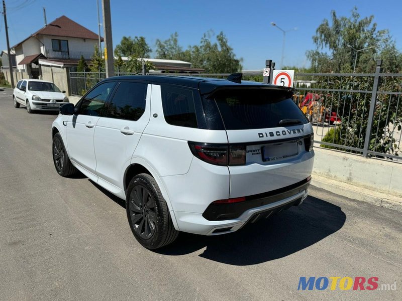 2019' Land Rover Discovery Sport photo #3