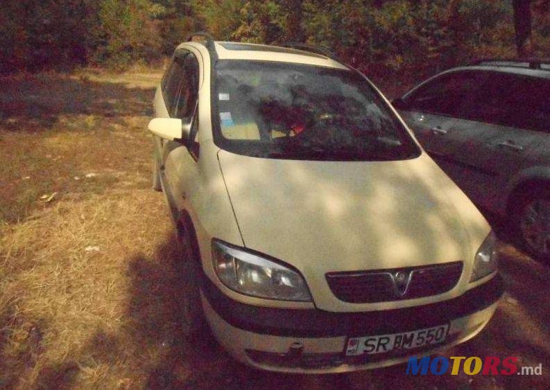 2002' Opel Zafira photo #1