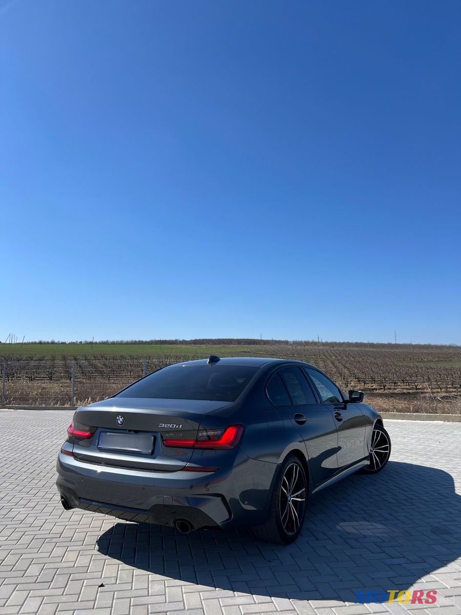 2020' BMW 3 Series photo #3