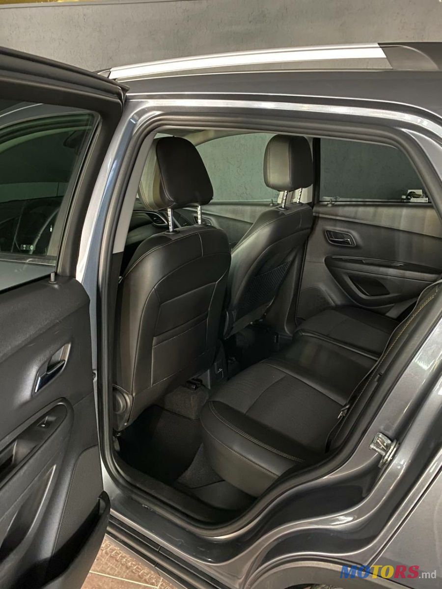 2019' Chevrolet Trax photo #6