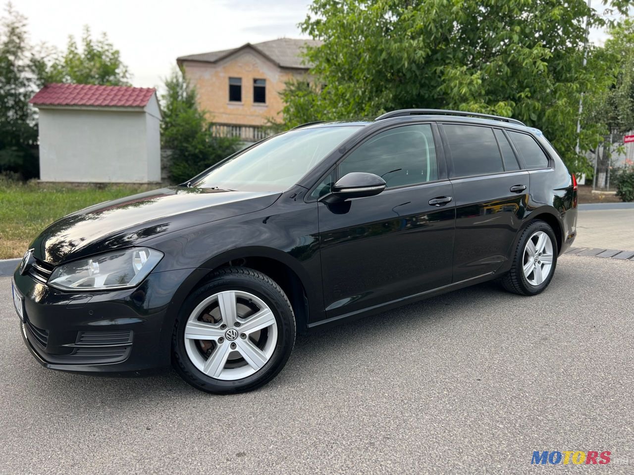 2014' Volkswagen Golf photo #6