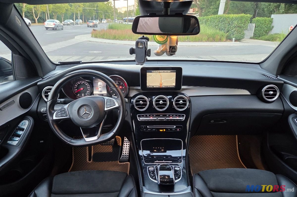 2018' Mercedes-Benz Glc Coupe photo #5