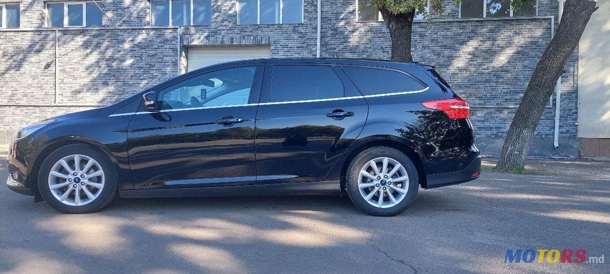 2016' Ford Focus photo #2