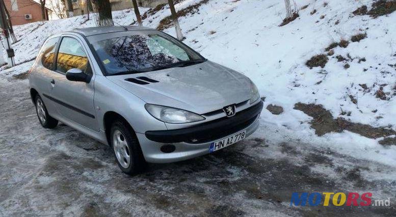 2002' Peugeot 206 photo #2