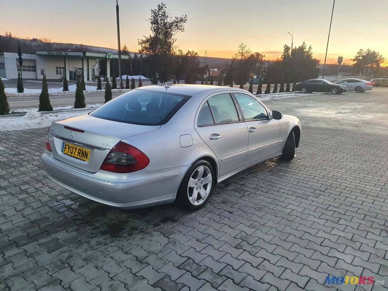 2007' Mercedes-Benz E Класс photo #3