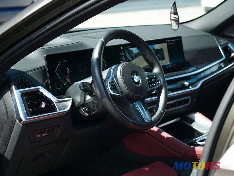 2023' BMW X6 photo #6