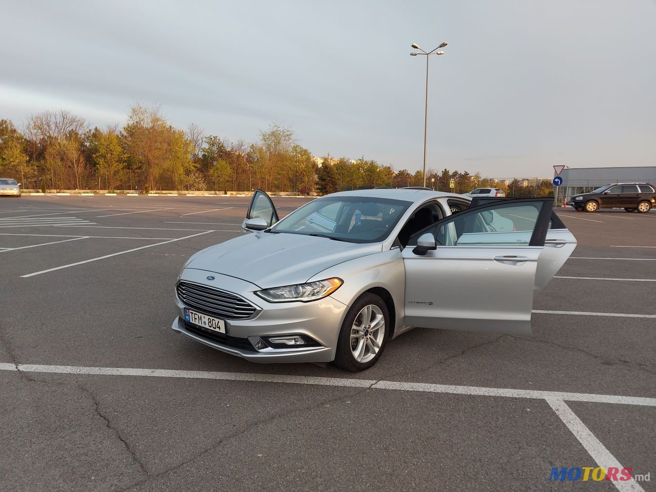 2017' Ford Fusion photo #2