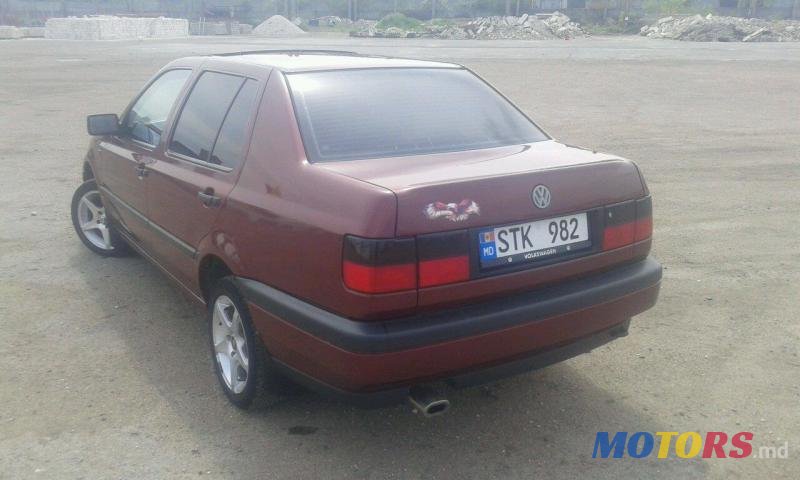 1995' Volkswagen Vento photo #2