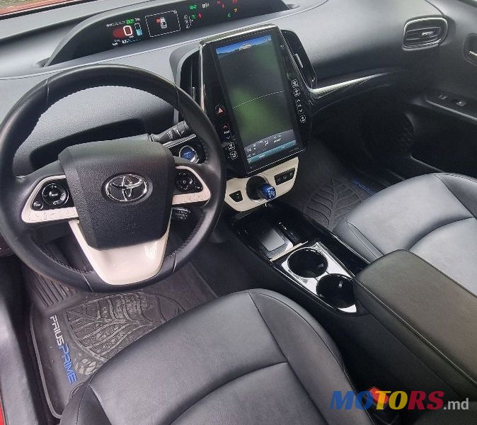 2017' Toyota Prius Prime photo #4