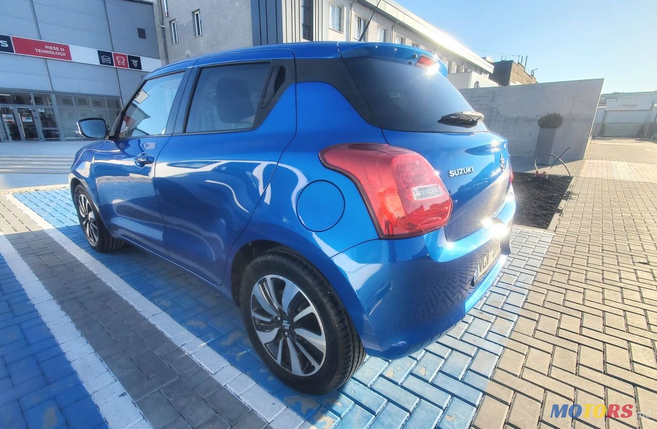 2018' Suzuki Swift photo #5