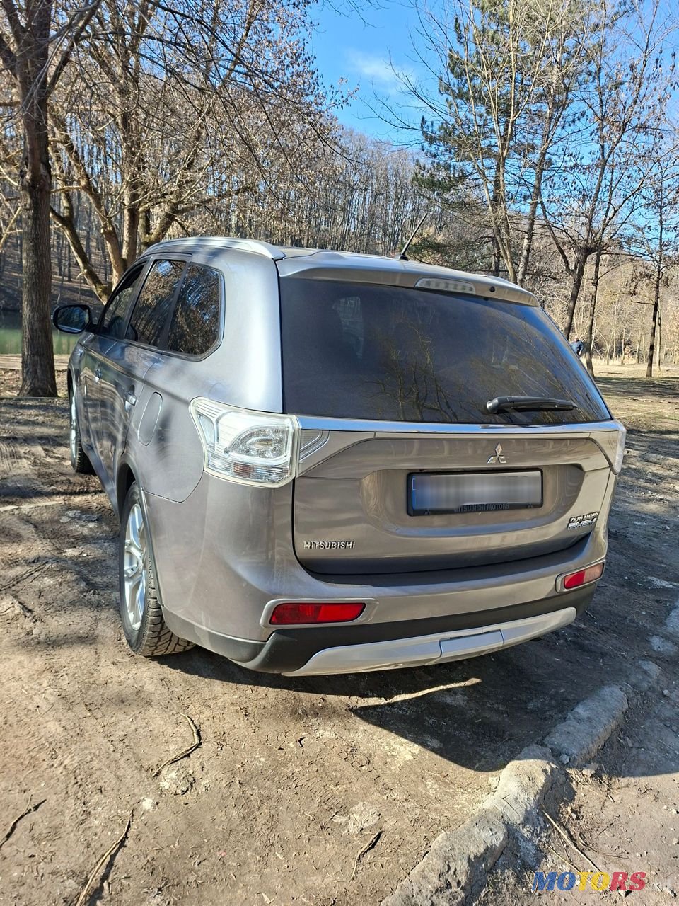 2014' Mitsubishi Outlander photo #3