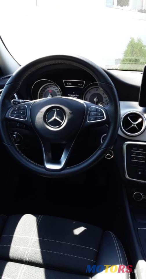 2016' Mercedes-Benz GLA photo #6