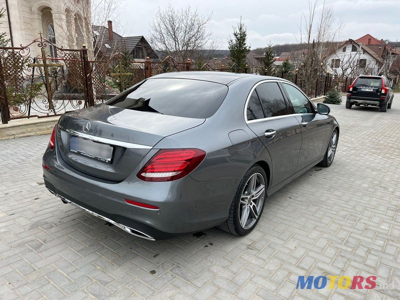 2018' Mercedes-Benz E-Class photo #2