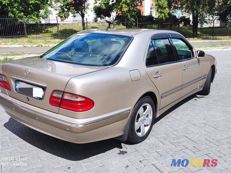 2001' Mercedes-Benz E Класс photo #5