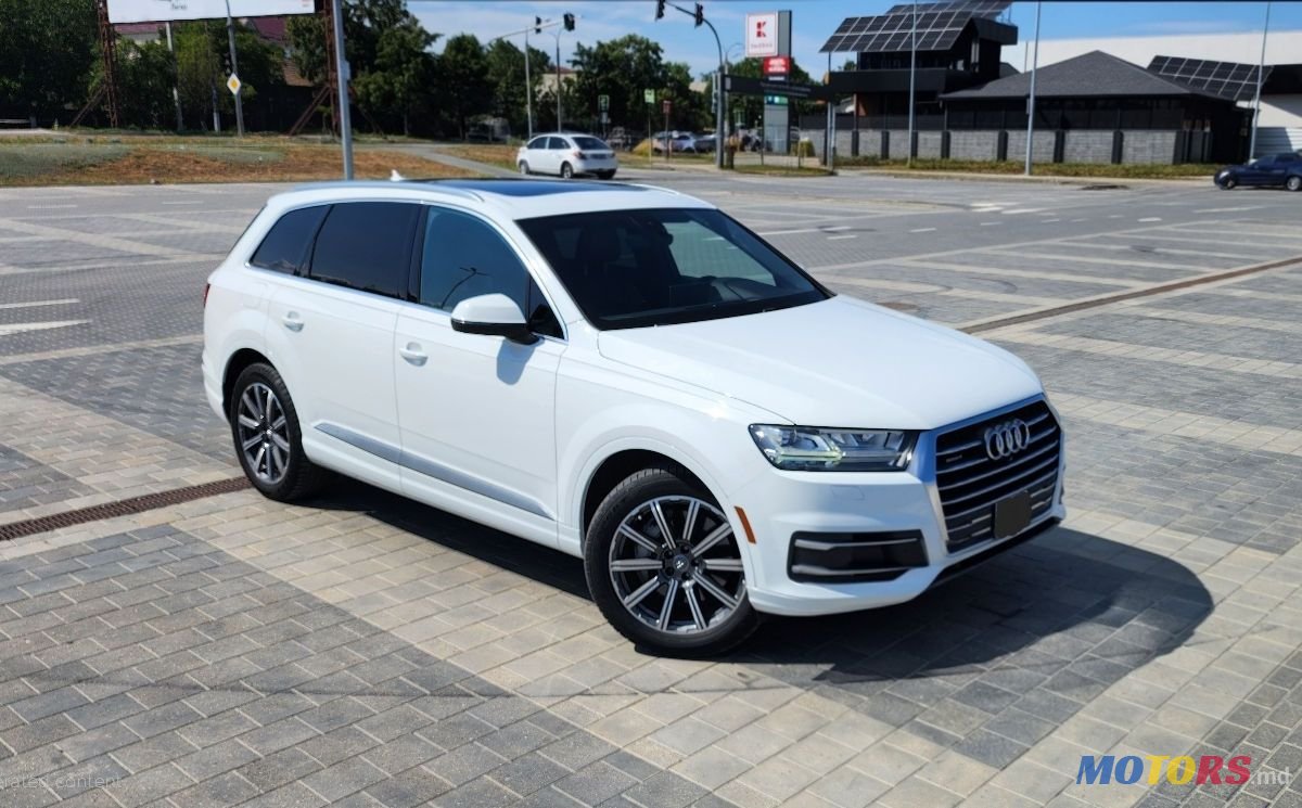 2017' Audi Q7 photo #1