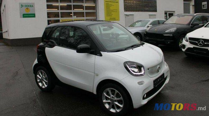 2015' Smart Fortwo photo #1
