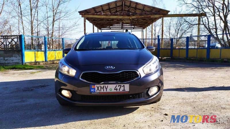 2013' Kia Ceed photo #6