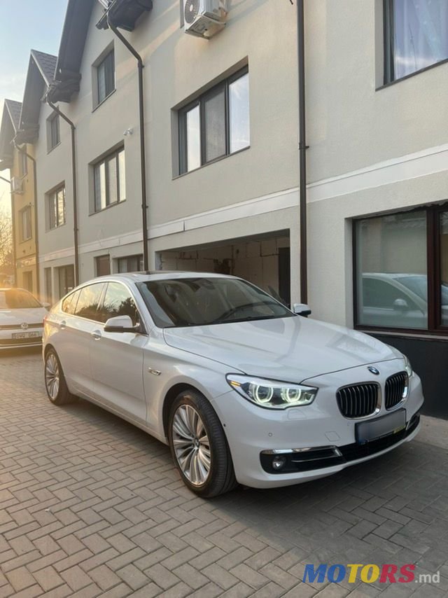 2016' BMW 5 Series GT photo #3