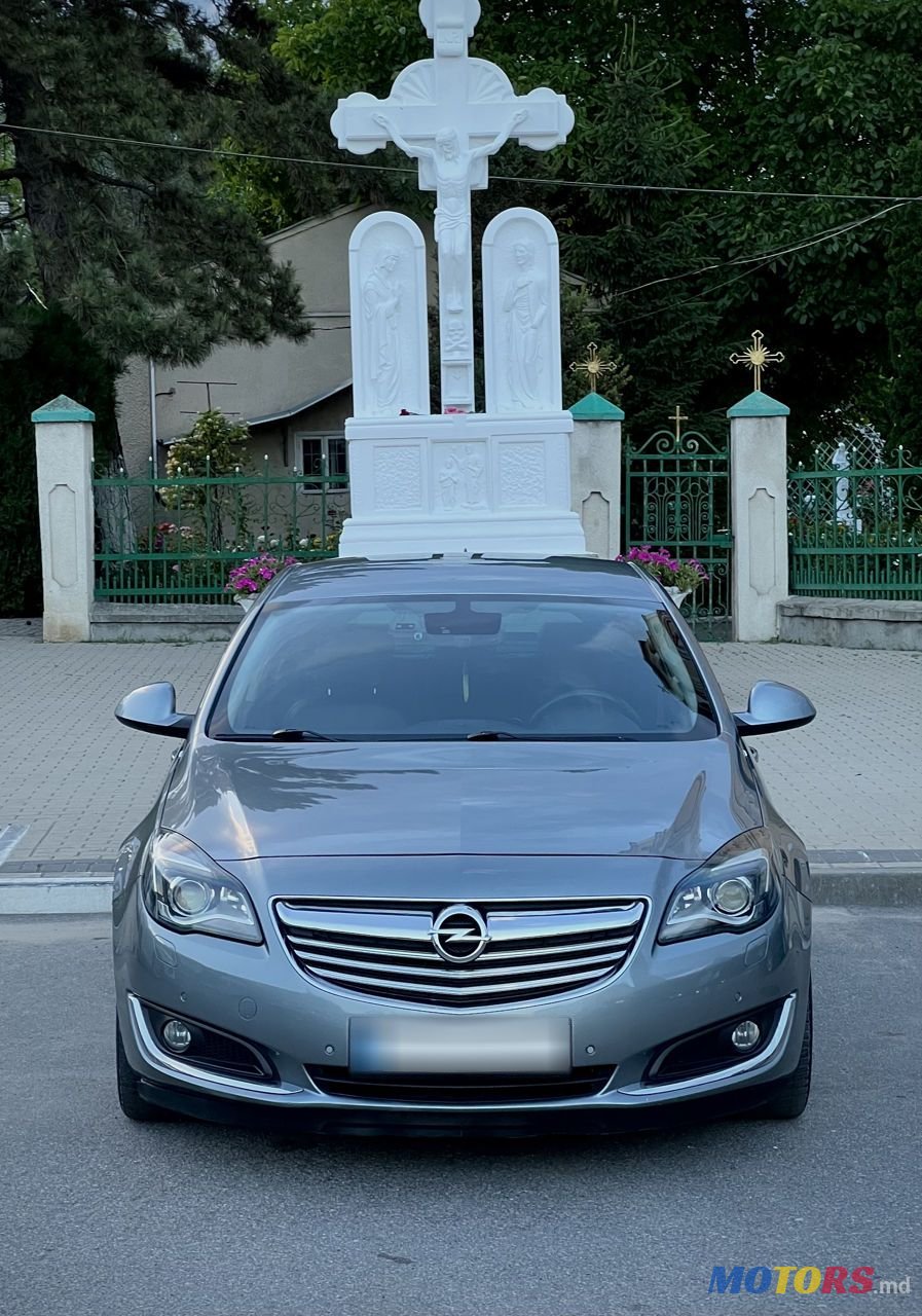 2014' Opel Insignia photo #3