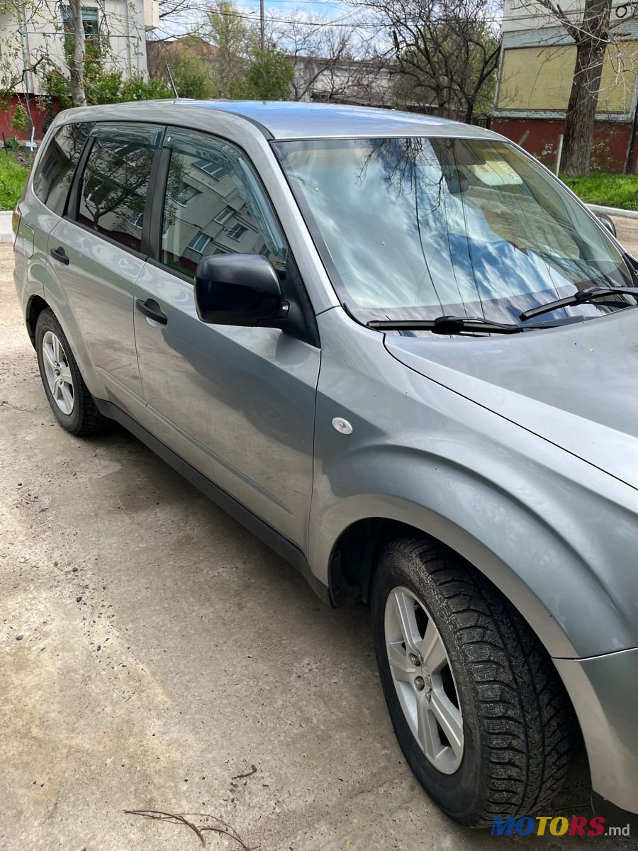 2010' Subaru Forester photo #4