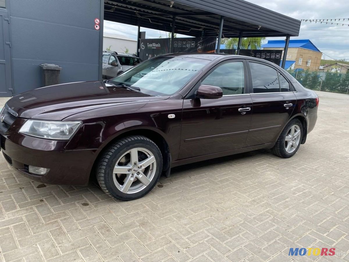 2007' Hyundai Sonata photo #4