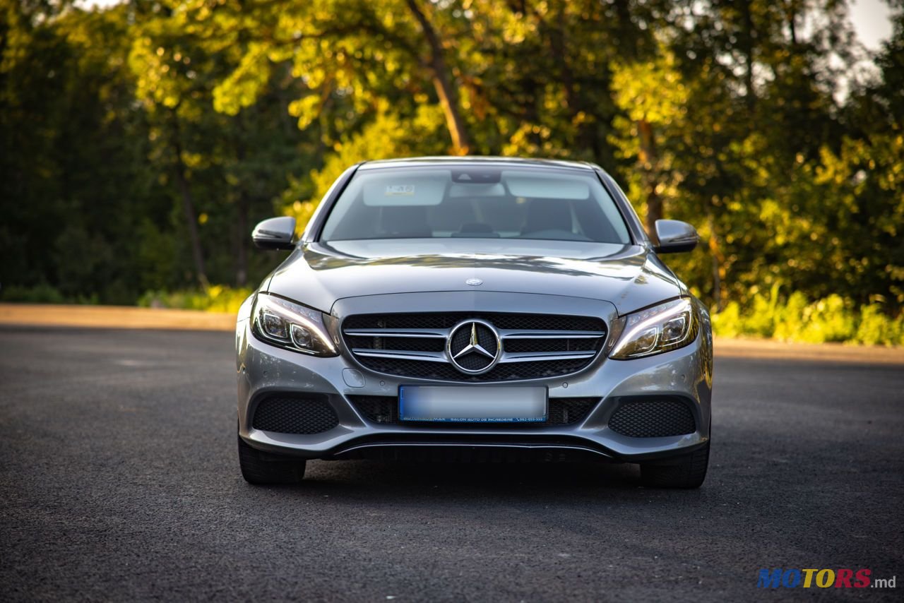2015' Mercedes-Benz C-Class photo #3